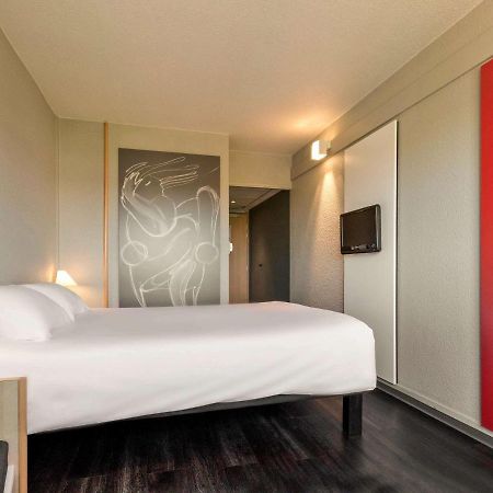Hotel Ibis Saint Dizier Esterno foto