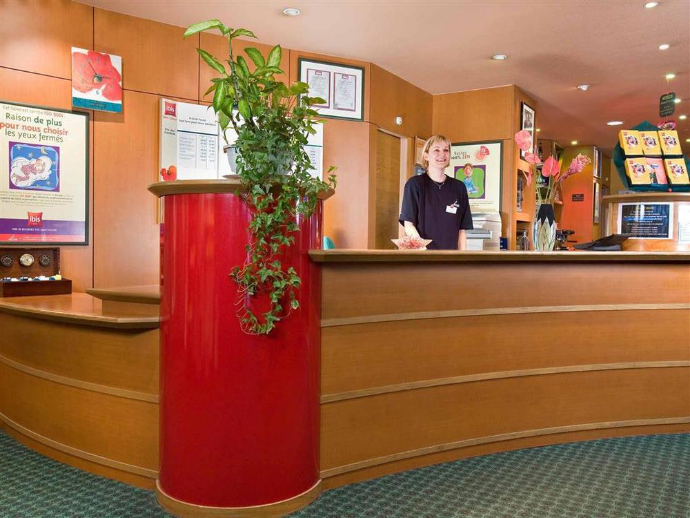 Hotel Ibis Saint Dizier Esterno foto