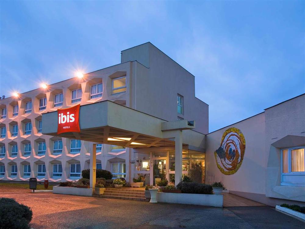 Hotel Ibis Saint Dizier Esterno foto