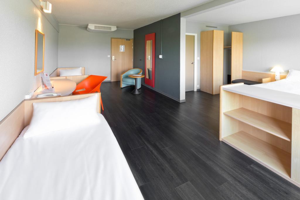 Hotel Ibis Saint Dizier Esterno foto